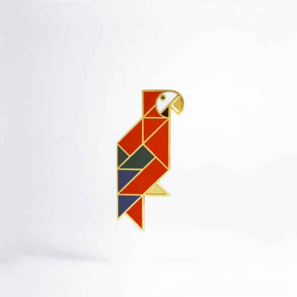 Broche Ara rood (genummerd)